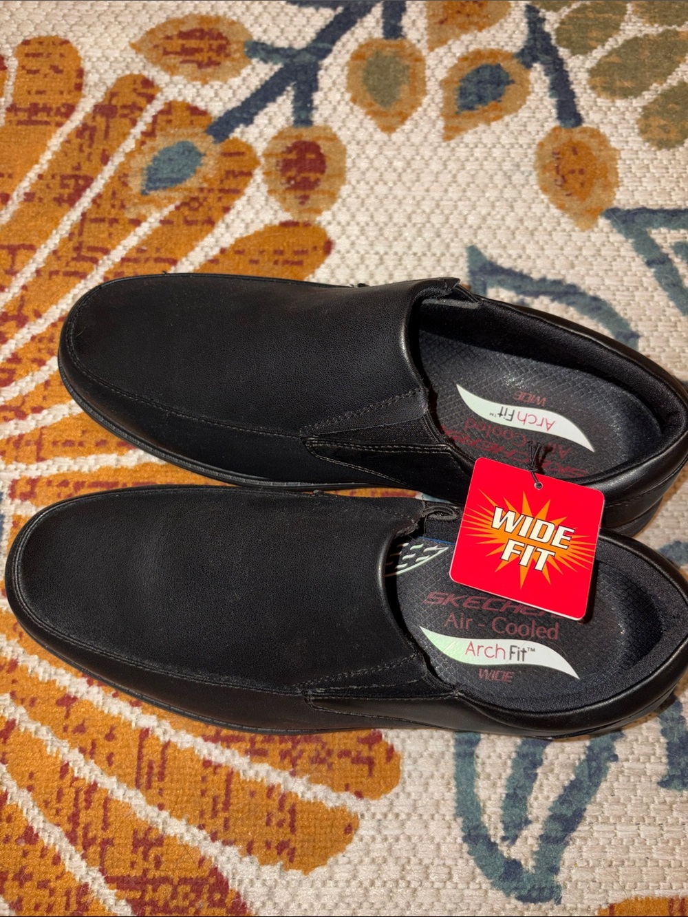 Skechers Men's Black Slip-On Comfort Loafers size 9 - Picture 2 of 6